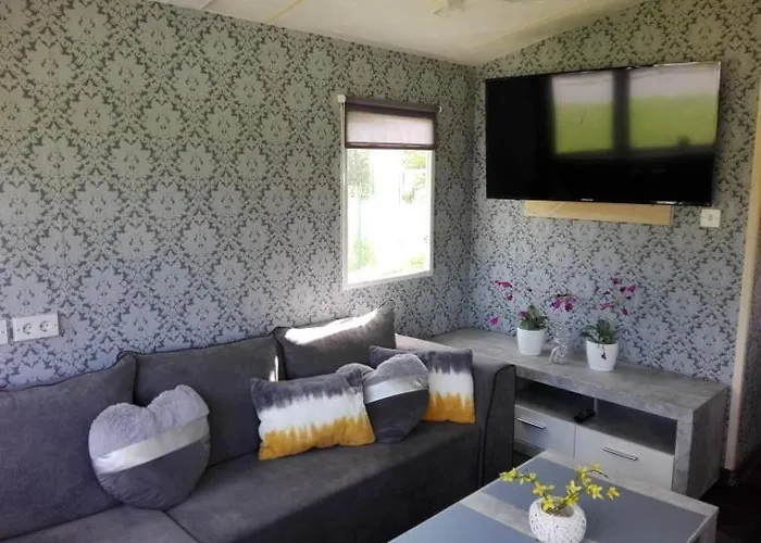 Lazurowy Azyl Campsite Borzygniew